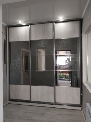 Шкаф-купе 3-хстворчатый распошной Фабрика М